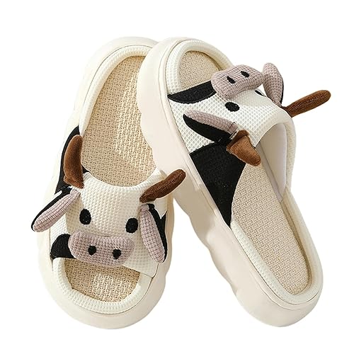 Pantoufles en peluche vache mignonnes pour réchauffer vos pieds et votre coeur