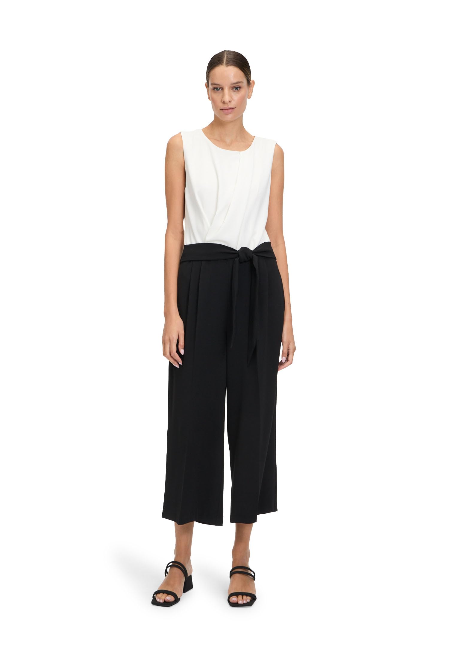 Betty & Co Damen Jumpsuit Ohne Arm – Produktbeschreibung