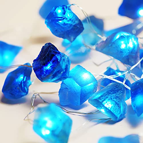 BOHON Guirnalda de luces de fluorita azul natural para interiores de 10 pies, 30 luces LED de hadas alimentadas por pilas con control remoto de vidrio de mar,...