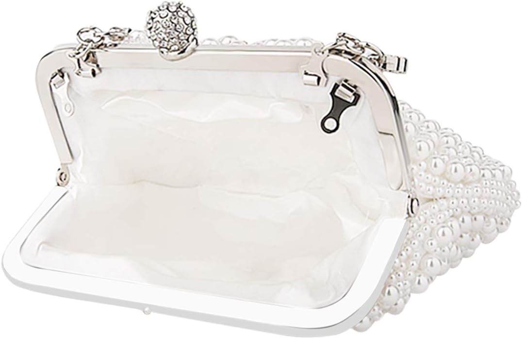 Pochette donna la piccola borsa indispensabile | Emila.it