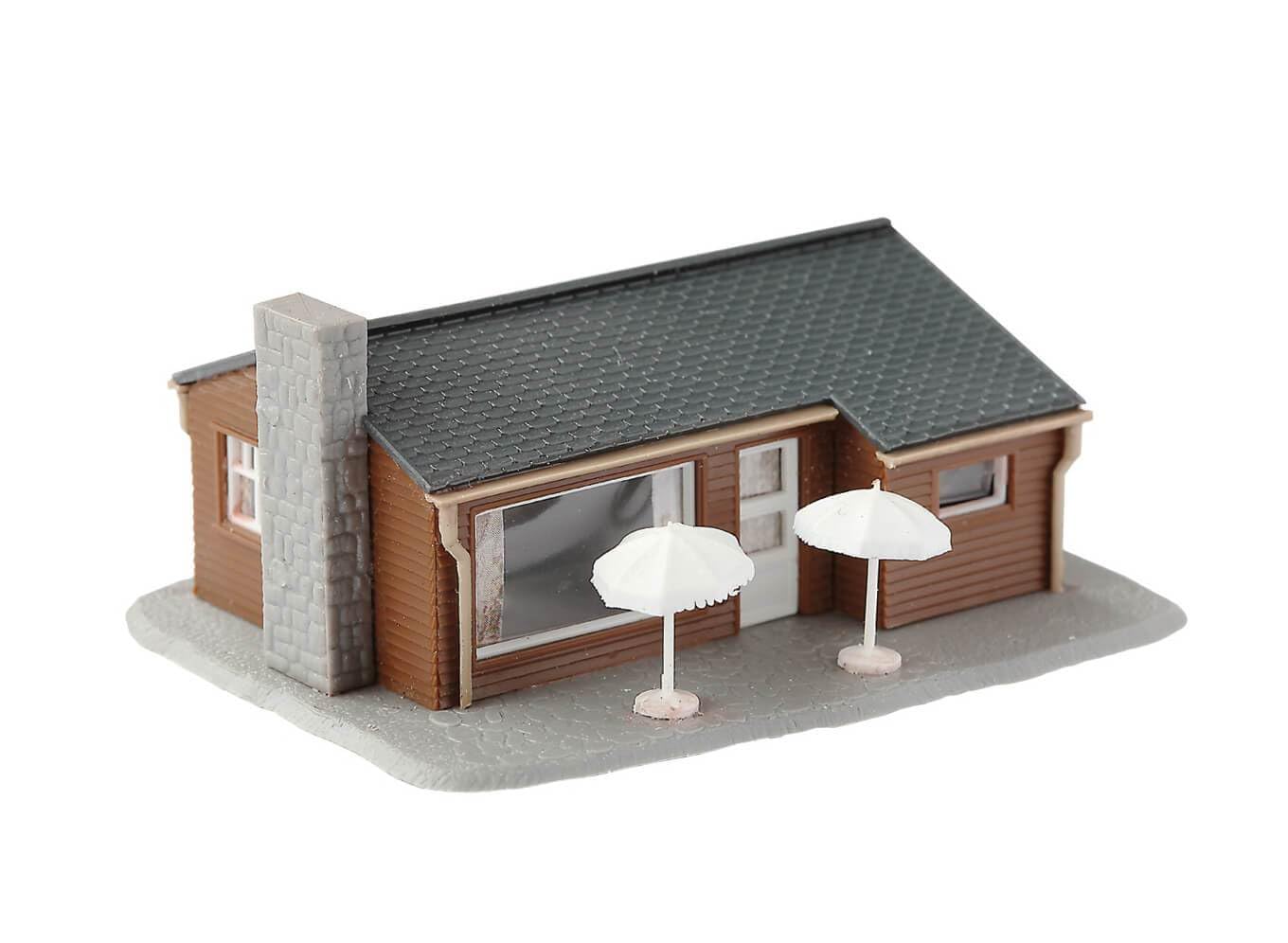 Small Cedarwood Bungalow - N gauge Peco NB-9