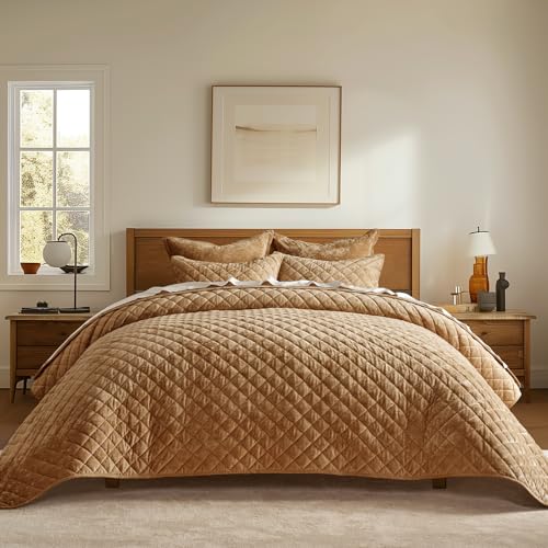 EverGrace Oversized Luxury Velvet Diamond Quilted Set, King, Gold Caramel