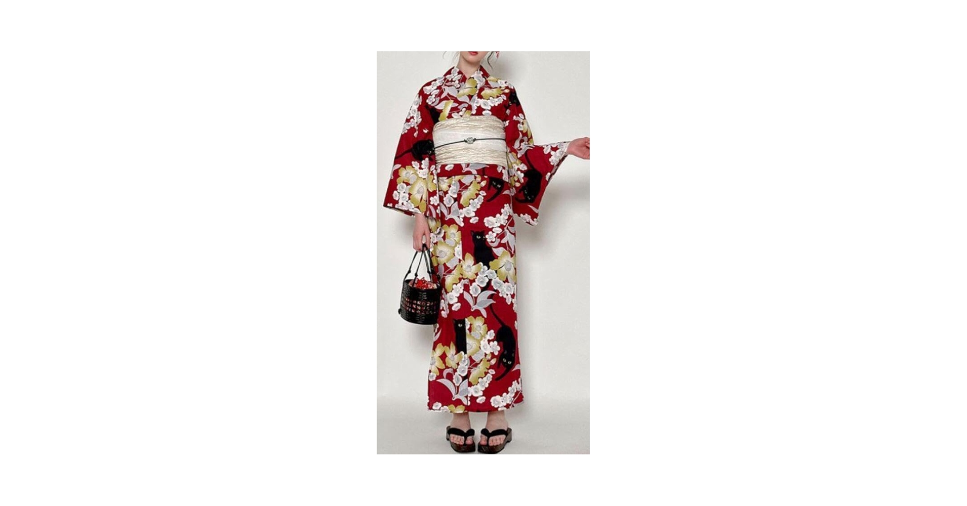 ■高級綿100％■黒猫のモダン浴衣■ネコ柄 呉服店購入新品未使用 黒猫紅赤レッド Amazon.co.jp: 黒ネコ浴衣黒地 赤い花柄に猫 キュートなモダン