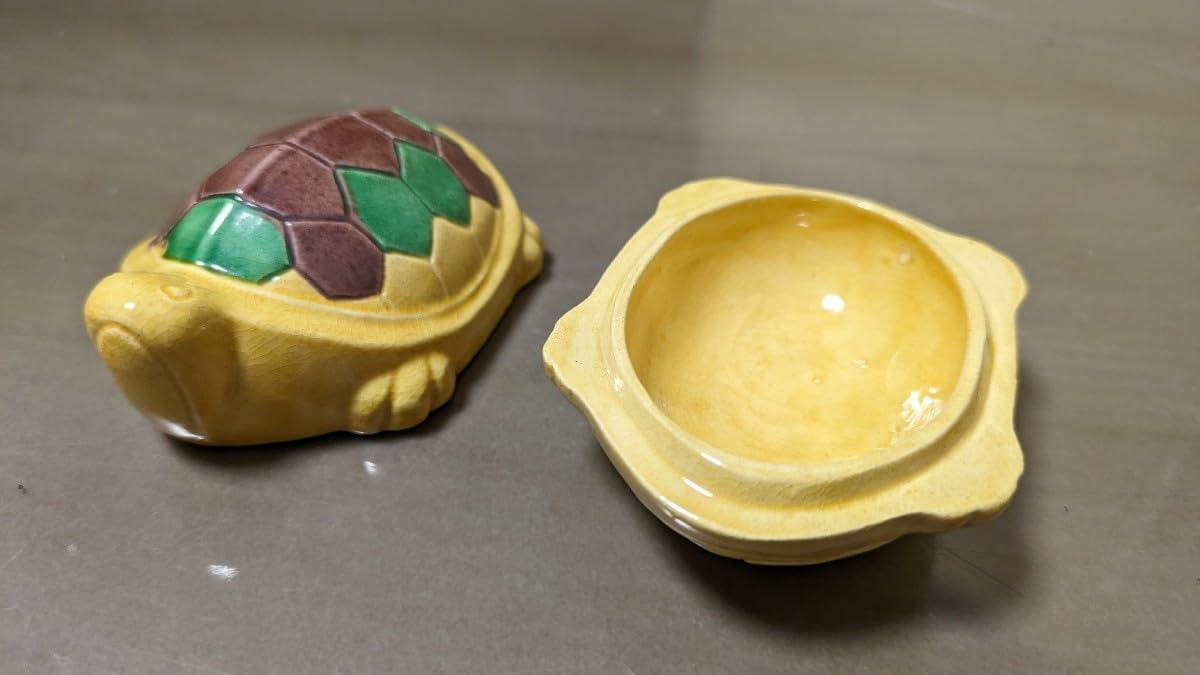 Amazon.co.jp: 黄交趾 三彩亀香合 横石嘉助 共箱 平戸焼 茶道具 交趾釉