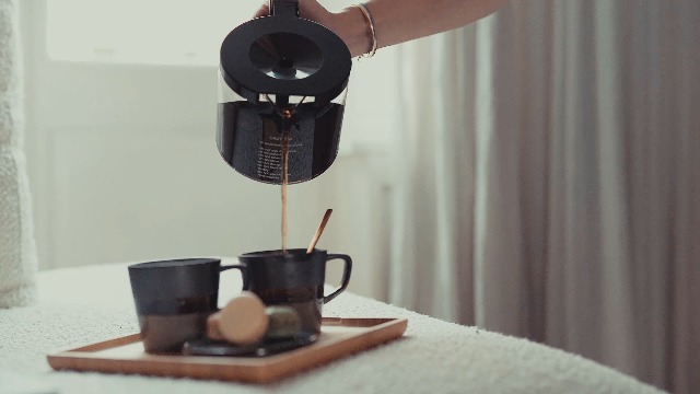 Moccamaster Cafetiu00e8re U00c0 Filtre U00c9lectrique - 1,25 L - Kbg Select Bleu Nuit