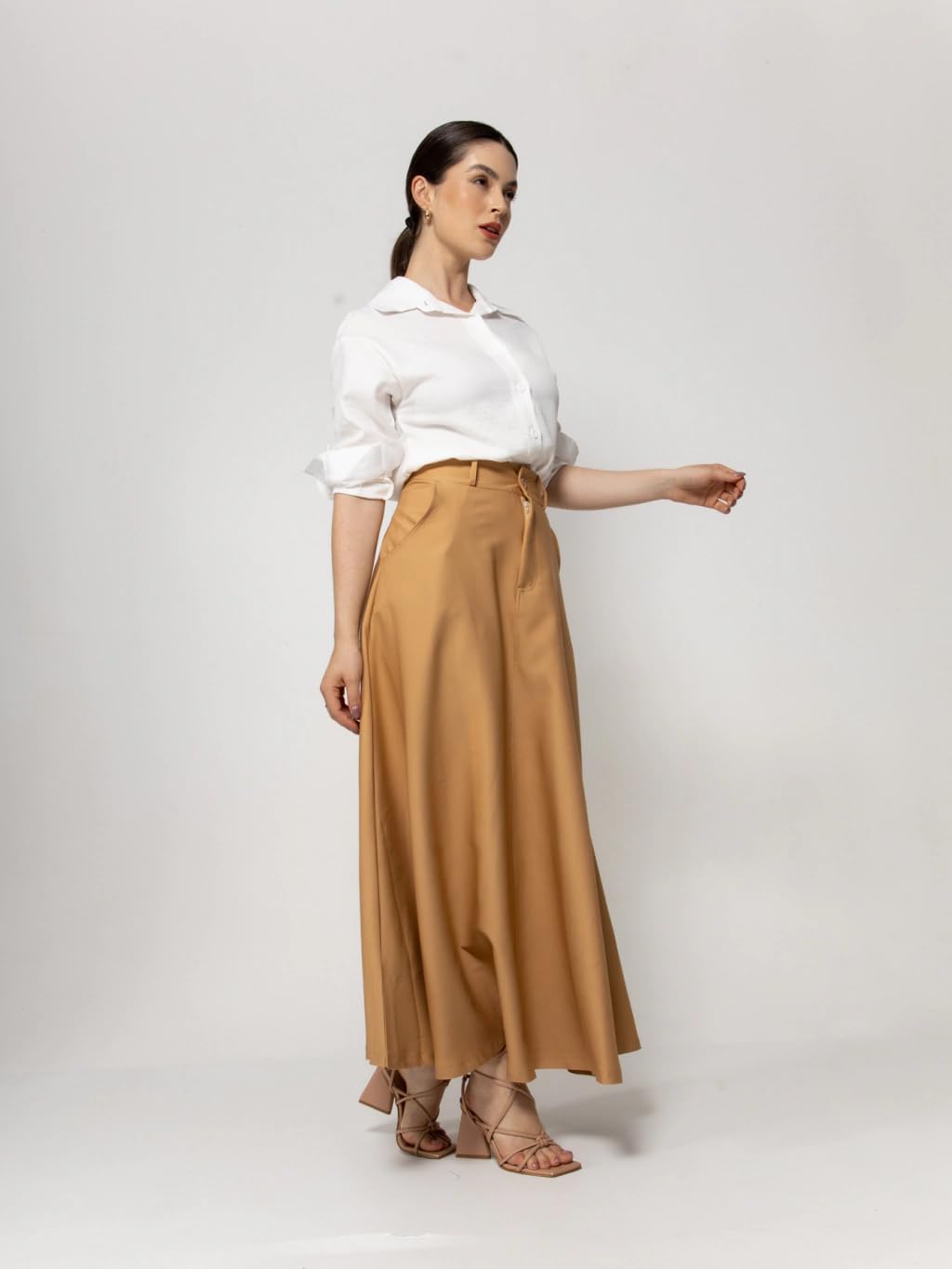 Saia longa feminina social com bolso evangélica ALFAIATARIA sai-007 em promoção! Veja a oferta e mais achadinhos de Saias 3 Hoje é o melhor dia para comprar Saia longa feminina social com bolso evangélica ALFAIATARIA sai-007 com aquele preço maroto! Promoção! Aproveite a oferta! 3