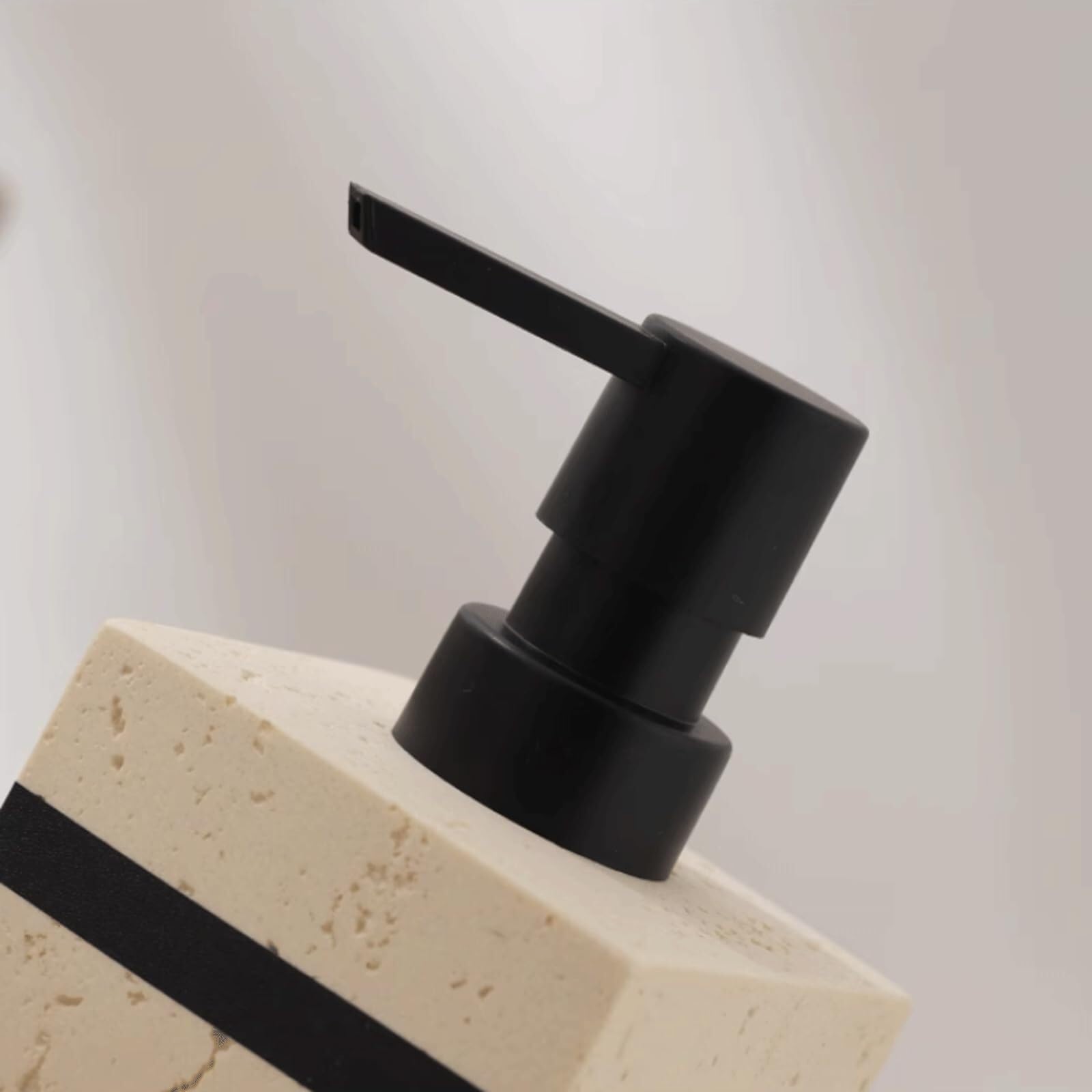 Dispenser di sapone da appoggio Grazioso piatto di plastica for bagno e cucina con pompa beige opaco, nuova casa Complementi d'arredo e accessori(D)
