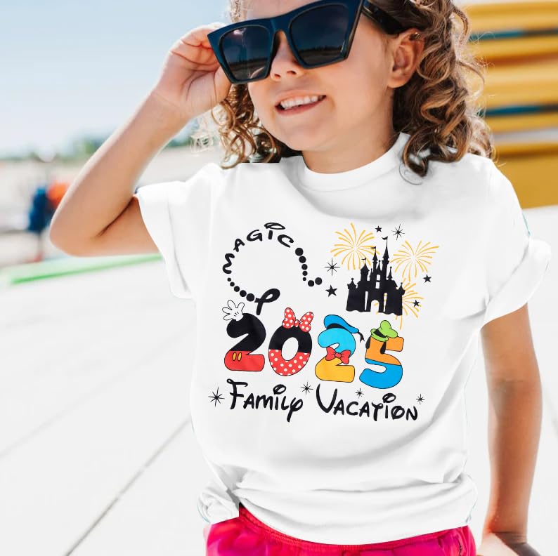 Family Vacation Shirts 2025 Family Matching Outfits Magical Tshirt for Family Cruise Trip Clothes Summer Travel Tops2