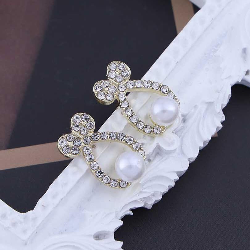 Boho Crystal Pearl Drop Earrings Gold Cz Bowknot Pearl Earrings Rhinestone Bow Stud Earrings Vintage Crystal Pearl Dangle Earrings Jewelry for Women - Image 4