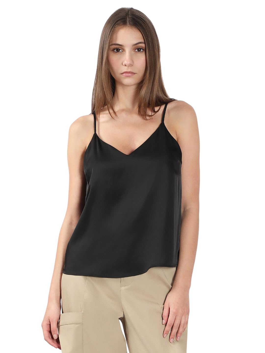 VERO Moda Women's Solid Regular Fit T-Shirt