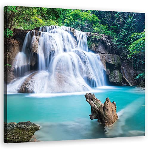 Cascade en tableau sur toile pour créer un salon zen et nature