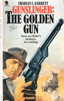 Paperback Golden Gun, The - Gunslinger Book