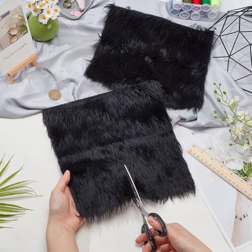 BENECREAT 2Pcs Black Faux Fur Fabric, 25x25cm Soft Plush Shaggy Squares Pre-Cut Craft Fur Fabric for Gnome Crafts Costumes - Image 3