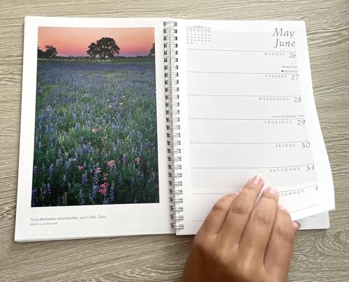 Sierra Club 9781578052431 Engagement Calendar 2025 thumb #1