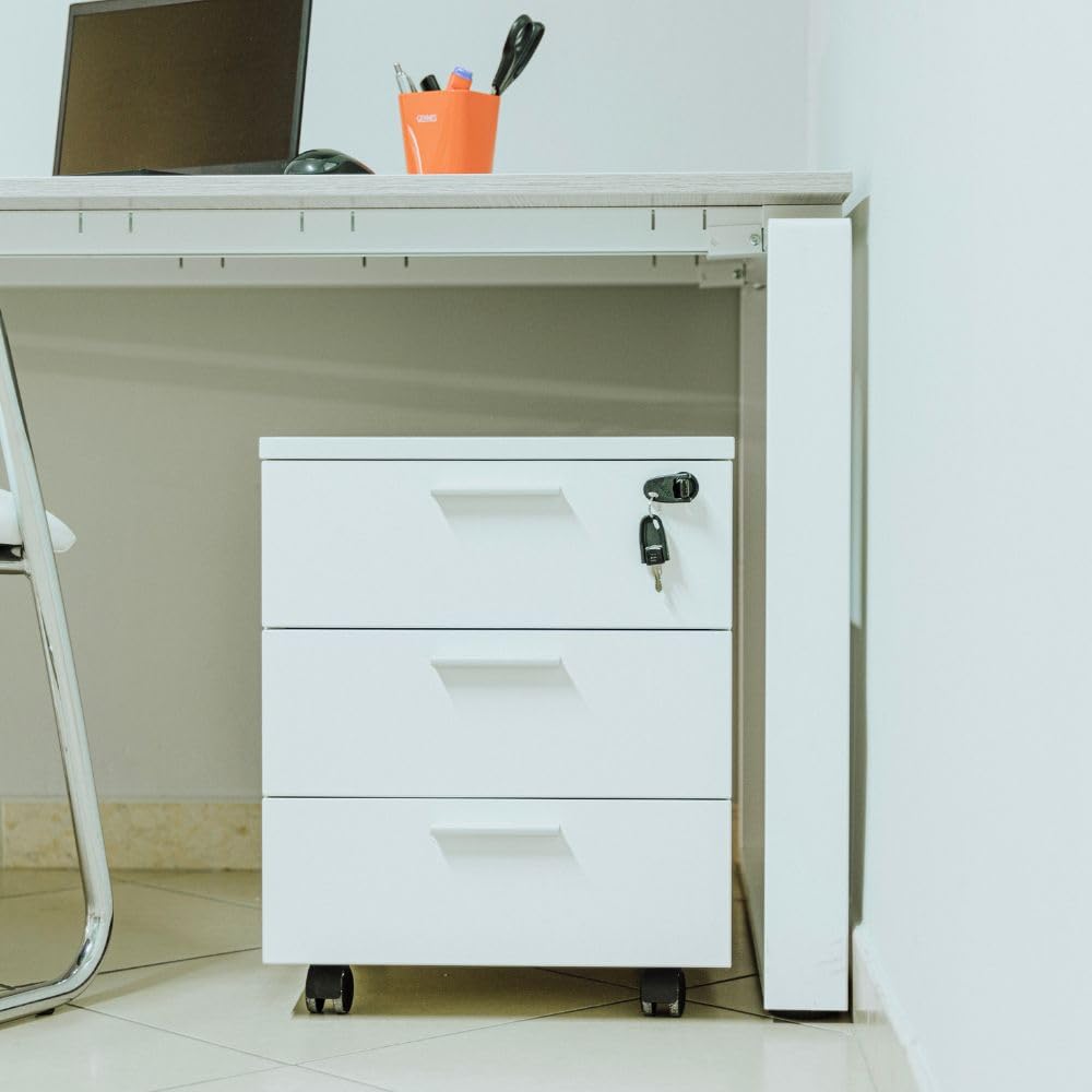Cassettiera da Ufficio con Rotelle, Mobile con Tre Ampi Cassetti - Già Montata, Elegante e Pratica Soluzione per Organizzare Documenti e Accessori nel Tuo Spazio di Lavoro (Bianco)