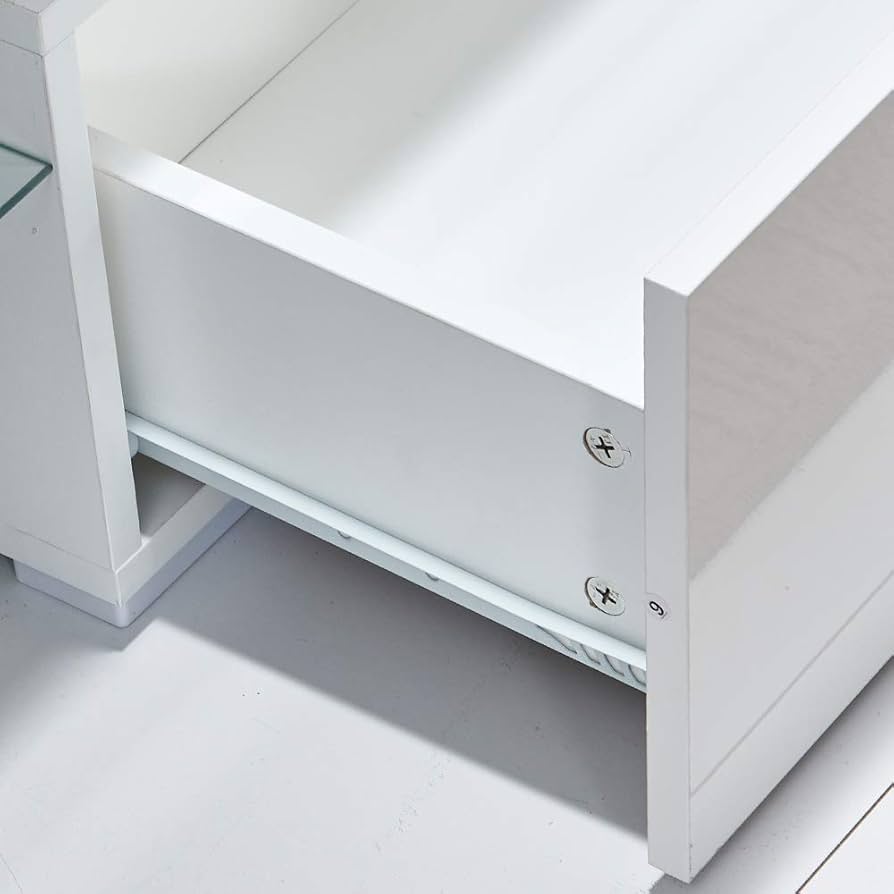 Amazon｜Huisen Furniture テレビ台 ホワイト 幅130cm 鏡面