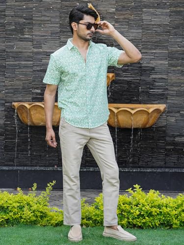 Image of Men's Green Geometric Pattern Cotton Casual Shirt