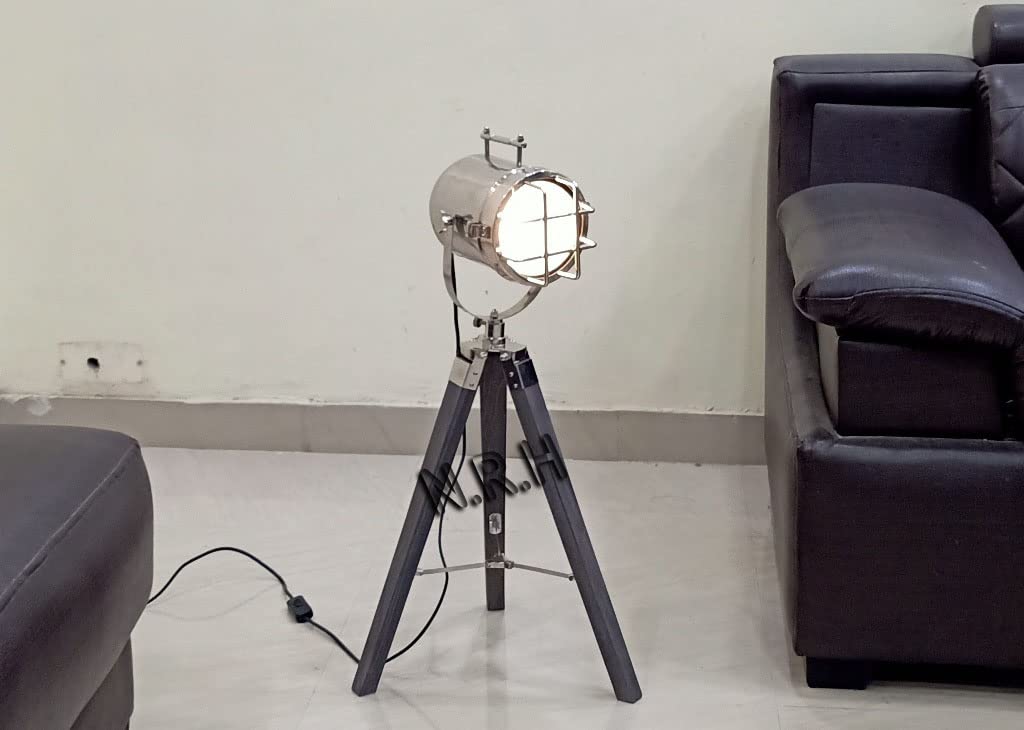 Lampada da tavolo treppiede del progettista dell'annata moderna altezza regolabile da tavolo cinema in legno faro Home Decor