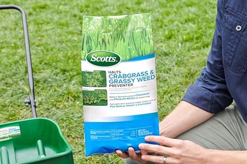 Scotts Halts Crabgrass & Grassy Weed Preventer, 10.06 lbs. — view 13
