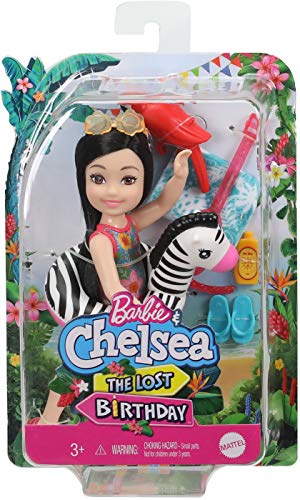 Barbie GRT83 - Barbie und Chelsea „Der verrückte Geburtstag“ Spielset mit Chelsea-Puppe (brünett, ca. 15 cm), Dschungeltier, Schwimmreifen und Zubehör, für Kinder von 3 bis 7 Jahren – Bild 7