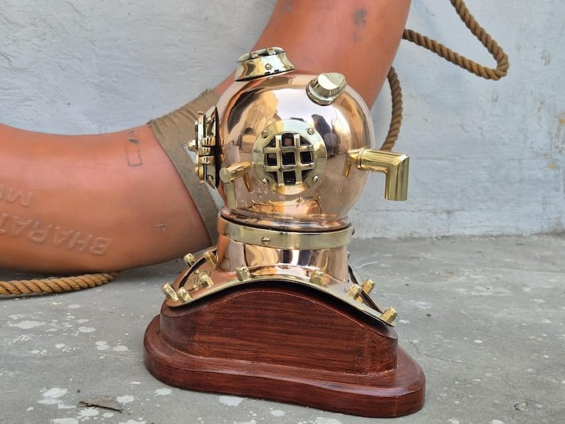 Casque de plongée en cuivre, mini casque de plongeur pour bureau et décoration d'intérieur, cadeau pour elle et lui 15,2 cm