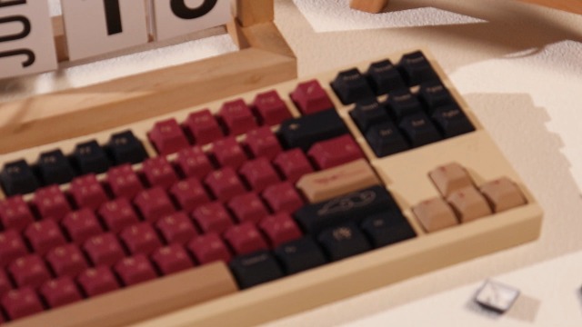 Amazon.co.jp: 129キーPBT Red Samurai Keycaps 日本語配列のキー