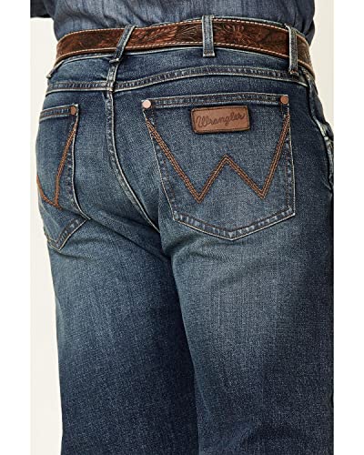 Image of Wrangler Men's Retro Slim Fit Straight Leg Jean