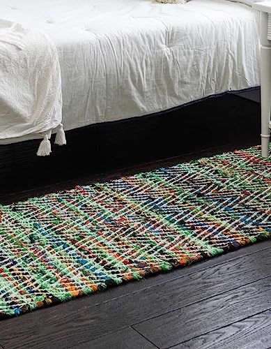 Image of Unique Loom Chindi Chevron Collection Area Rug - Claire (2' 2 inch x 6' 1 inch Runner, Green /Ivory)