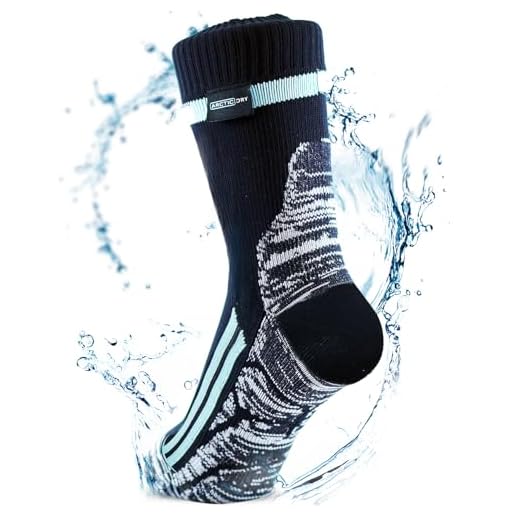 ArcticDry Xtreme 100% Breathable Waterproof Socks Men & Women — Unisex Thermal Outdoor Socks With Impermeable Membrane For Hiking,Rowing,Cycling,Golf and Water-sports, Black, Blue & Grey, M