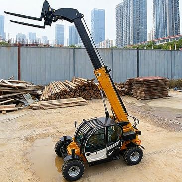 Precision Telehandler Rigger Telehandler, Extendable Boom Forklift, Industrial Facility Handler ...