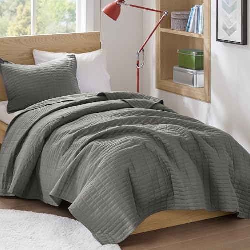 Comfort Spaces Kienna Quilt Set- Double Sided Stitching Design Summer Blanket, Lightweight, Soft, All Season Bedding Layer, Matching Sham, Charcoal, Coverlet Twin/Twin XL(66"x90") 2 Piece by Comfort Spaces - Used condition - US$22.01