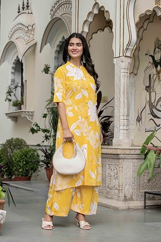 Image of Women's Floral Print Rayon Kurta Palazzo, Round Neck Half Sleeve, Regular Fit, Ethnic Casual Wear