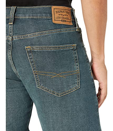 Image of Levi Strauss Signature Gold Men's Bootcut Fit Jeans