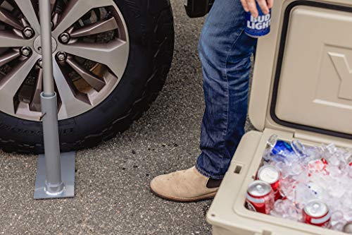 Ultimate Tailgate Kit with Portable Flagpole and Tire Mount