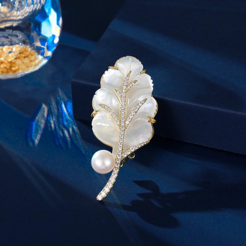 Image of Fashion Brooch for Women Pearl Rhinestones Brooch Pin Elegant Lapel Pin Jewelry Mother's Day Gift for Wife Mom Lover