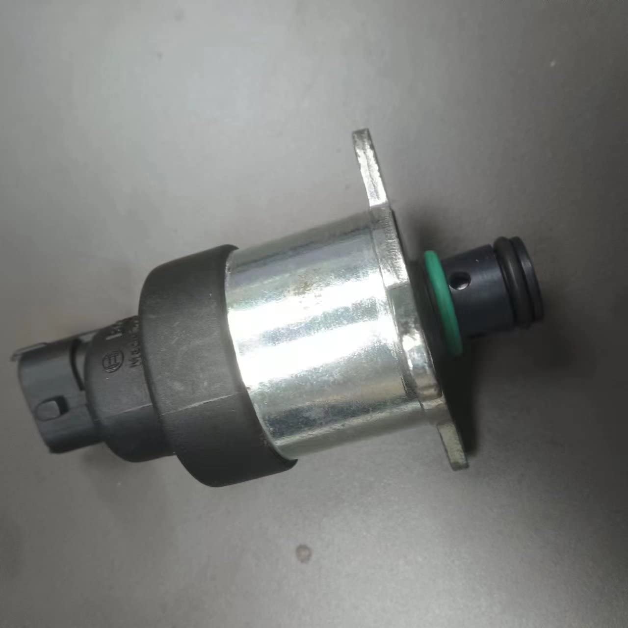 Sensore di livello dell'olio per auto 4903282 4937597 4903523