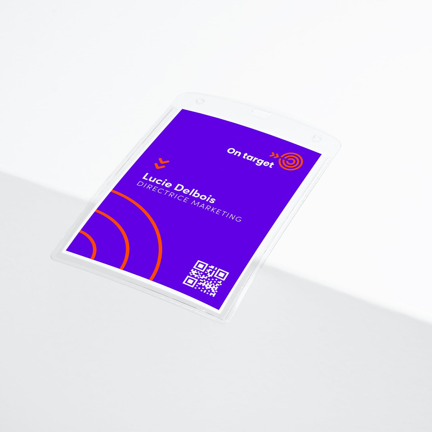AVERY – 50 Pochettes Porte-Badges Format A6 en Plastique Transparent avec 52 Inserts Microperforés Imprimables – 105 x 148 mm – Compatibles avec Impression Laser et Jet d’Encre