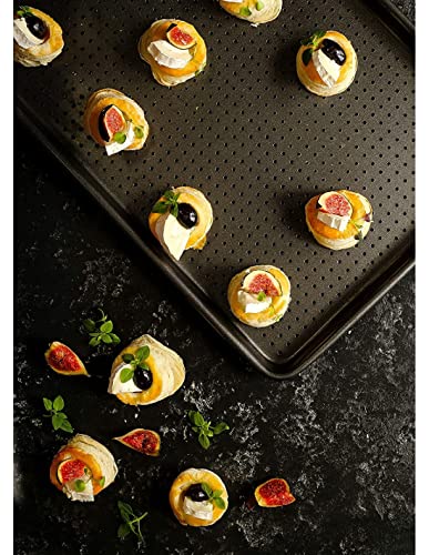 MasterClass Crusty Bake Backblech mit perforierten Löchern, Plätzchenform, Edelstahl-Backformen, 27 x 39 x 2cm, 1 Stück, Schwarz – Ansicht 5