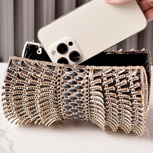 Sac à bandoulière chic avec strass : l'accessoire de mariage idéal - 3