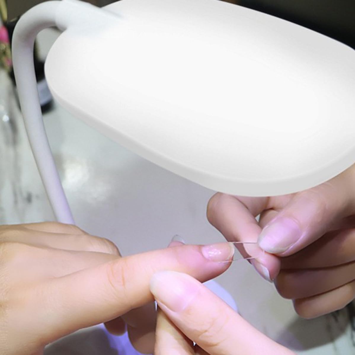 Ciieeo Lampada per Unghie Ricaricabile 12w USB in Plastica Bianca, Asciuga Smalto Gel in Modo Uniforme, per Nail Art e Bellezza Unghie