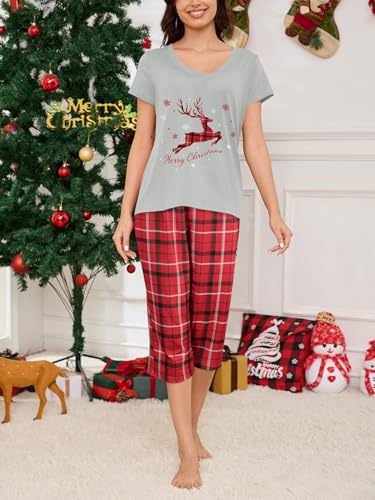 Image of YIJIU Women Soft Comfy Pajamas Cute Cat Short Sleeve Capri Pants PJS Set