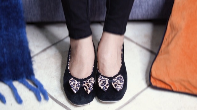 Pantofole Ballerina Da Interno GLOVE STORY In Velluto Con Fiocco In Pelle – Suola Morbida, Realizzate A Mano, Comfort Elegante Per Donna
