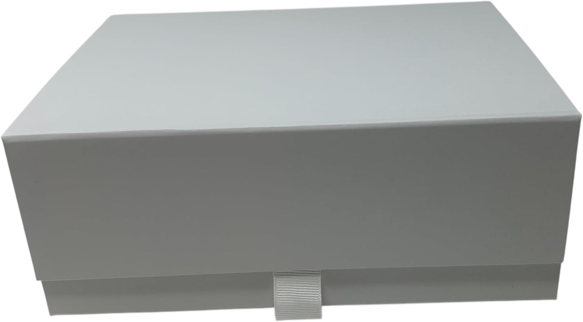 Luxury White Magnetic Gift Box with Ribbon Tab Medium Hamper Wedding Bridesmaid Bride Baby Keepsake Size 20 x 16 x 8cm