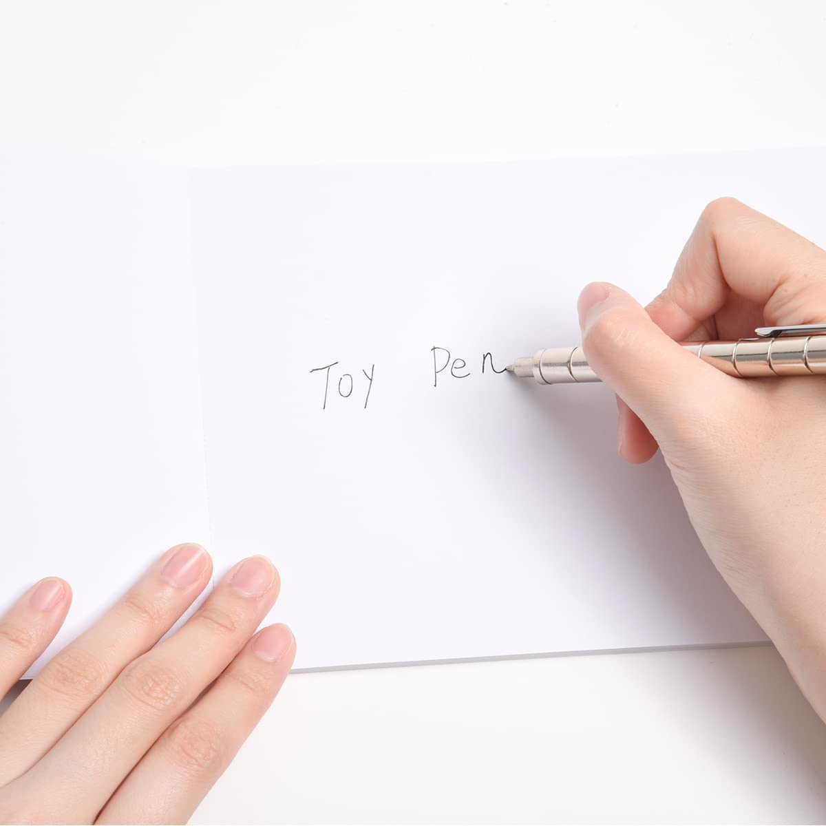 Wielofunkcyjny długopis magnetyczny, zabawka Fidget Pen, biurkowa zabawka antystresowa, która może być przekształcona w różnorodne kreatywne spędzanie wolnego czasu dla dorosłych i dzieci (srebrna)