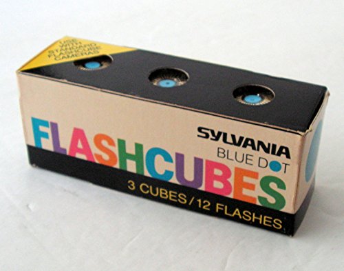 Blue Dot Flash Cubes