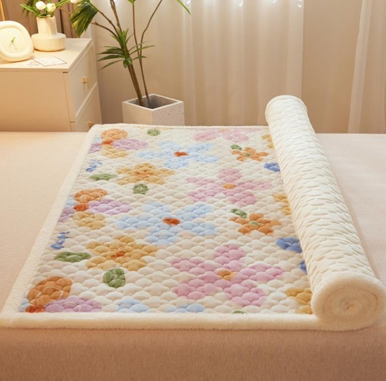 Mattress Pad Topper Queen Plush Bed Topper Quilted Fitted Mattress Pad Cover Mattress Pad Cover Ultra Soft Mattress Protector for Back(Dark Blue,Full)