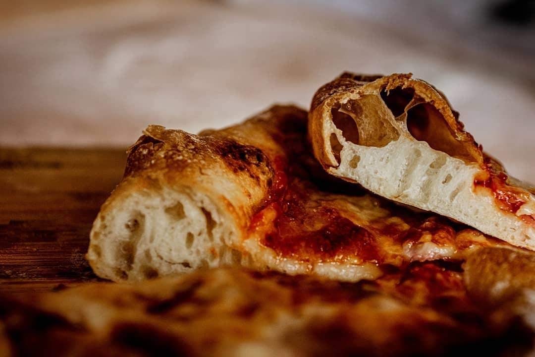 Backstahl ideal zum Brot- und Pizzabacken - rechteckig für Backofen und Grill - 38 cm x 28 cm mit 6 mm Stärke - für knusprige Brot- und Pizzakruste