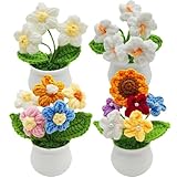 🌺【Décoration attrayante】 4 bouquets de fleurs au crochet (tournesol tricoté à la main, fausses fleurs Myosotis). Décoration la plus cool pour votre bureau, fenêtre ou tableau de bord de voiture, que ce soit dans la voiture ou sur la table, il a fière allure. Ces pots au crochet ont non seulement une apparence réaliste, mais le savoir-faire fait à la main garantit également le caractère unique et la haute qualité de chaque fleur.
