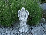 gartendekoparadies.de Urocza figurka anioła z gołębiem z odlewu kamiennego, mrozoodporna dekoracja grobu
