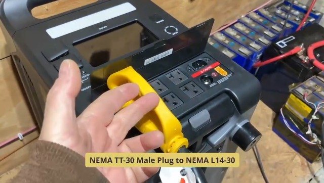 Amazon.com : SolarPlay Q3600 Portable Power Station, 3600W AC